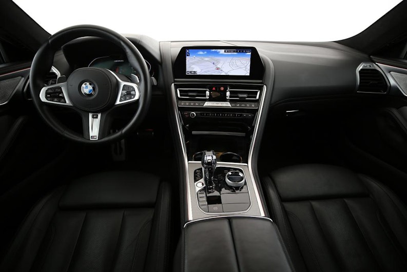 Vehicle image BMW 8 SERIES