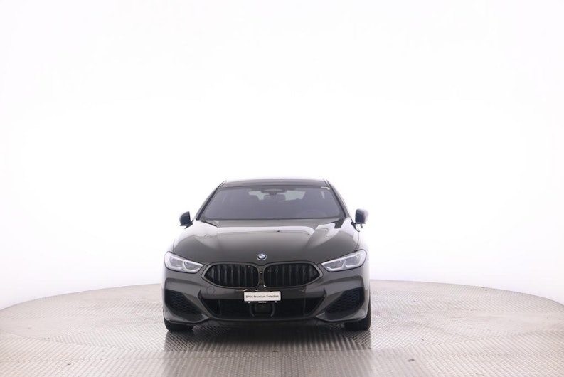 Vehicle image BMW 8 SERIES