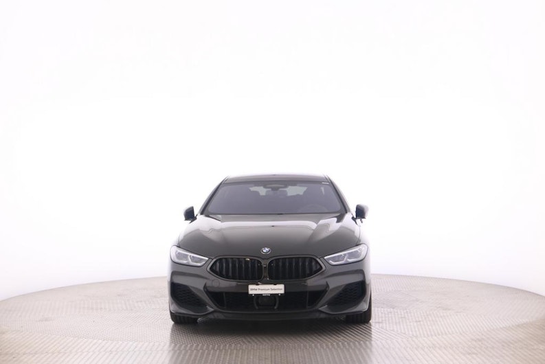 Vehicle image BMW 8 SERIES