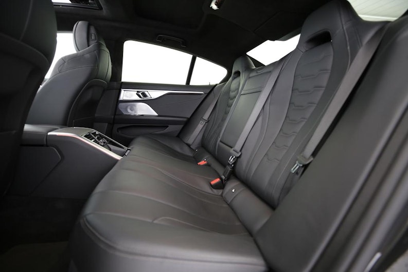 Vehicle image BMW 8 SERIES