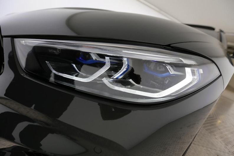 Vehicle image BMW 8 SERIES