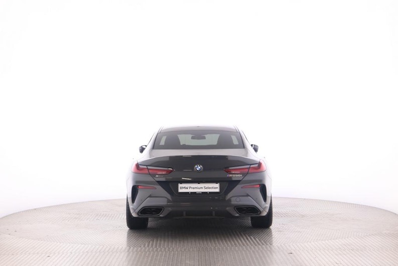 Vehicle image BMW 8 SERIES