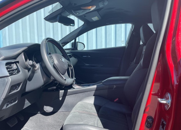 Vehicle image 9 Vehicle image 9