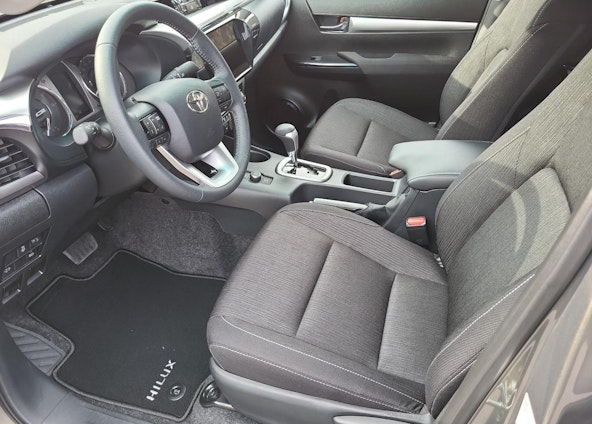 Vehicle image 14 Vehicle image 14