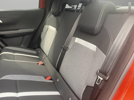 Vehicle image 7 Vehicle image 7