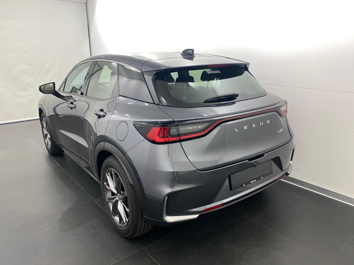 Vehicle image LEXUS LBX