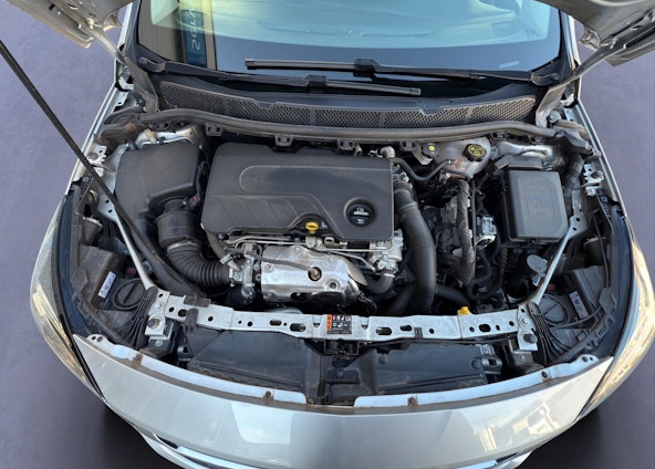 Vehicle image 13 Vehicle image 13