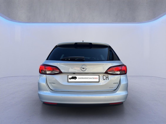 Vehicle image 6 Vehicle image 6