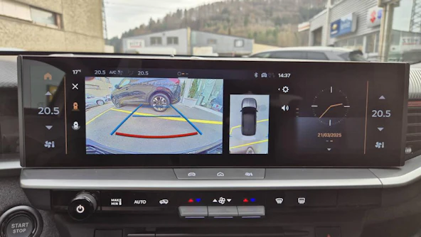 image du véhicule 10 image du véhicule 10