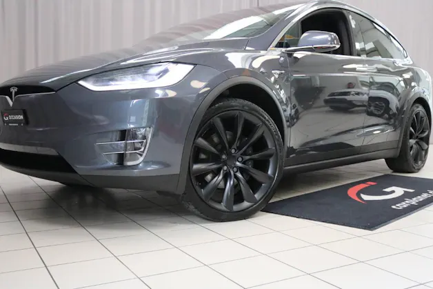 Tesla Model X Long Range