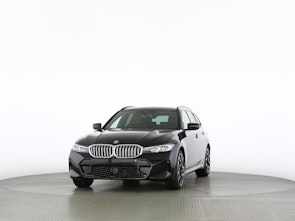 Vehicle image BMW 320d xDrive SAG Touring