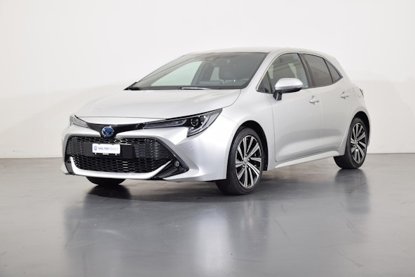 First vehicle image