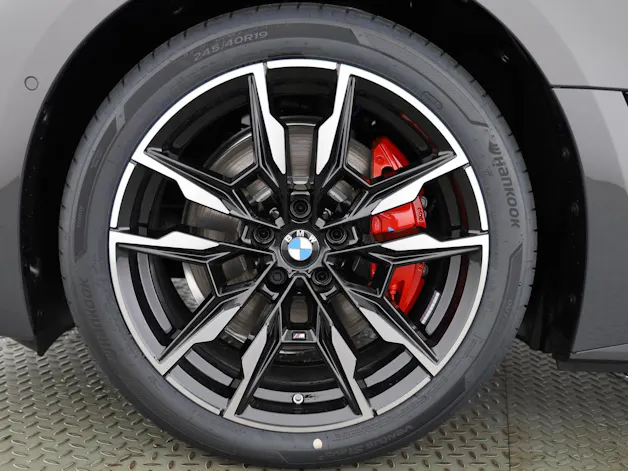 BMW i4 M50