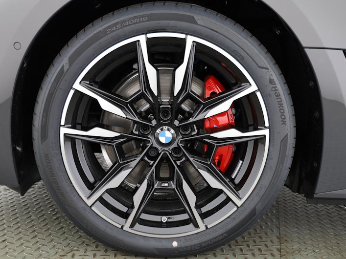 Vehicle image BMW i4