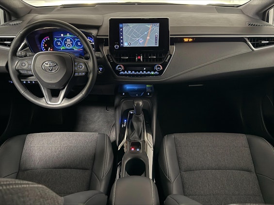 Vehicle image 8