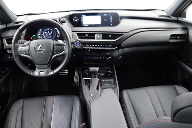 Vehicle image 9