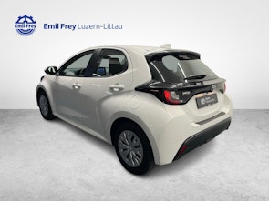 Vehicle image TOYOTA Yaris 1.5 VVT-i HSD Comfort