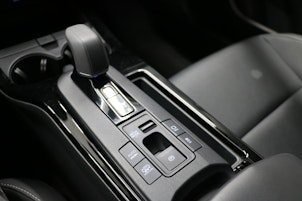 Vehicle image TOYOTA Prius 2.0 Plug-In-Hybrid Premium