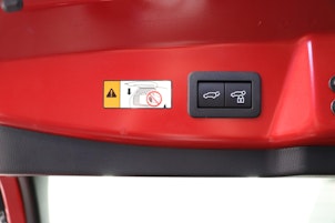 Vehicle image TOYOTA Prius 2.0 Plug-In-Hybrid Premium