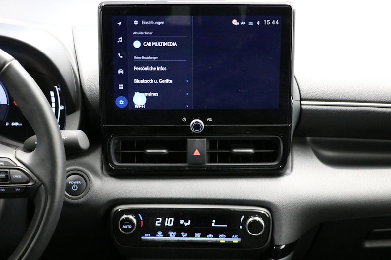 Vehicle image TOYOTA YARIS