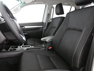 Toyota Hilux Double Cab.-Pick-up 2.4 D-4D 150 Style