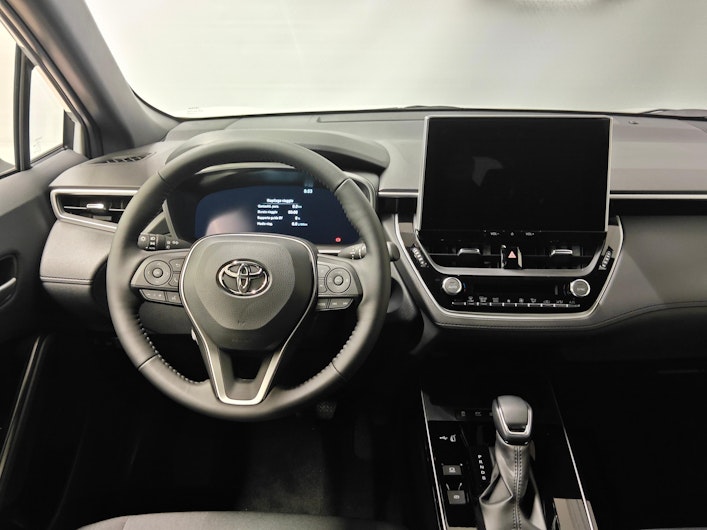 Vehicle image TOYOTA COROLLA CROSS