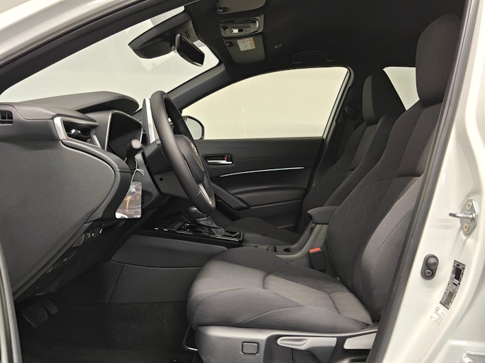 Vehicle image TOYOTA COROLLA CROSS