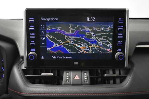 Vehicle image 9