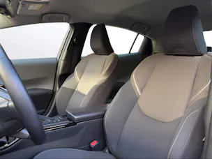Toyota Prius 2.0 Plug-In-Hybrid Style