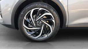 DS Automobiles 7 Crossback 1.6 E-Tense So Chic