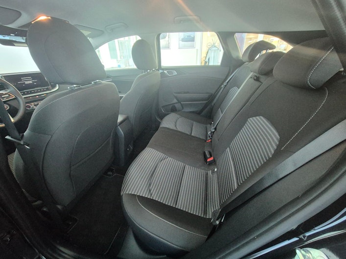 Vehicle image KIA CEED