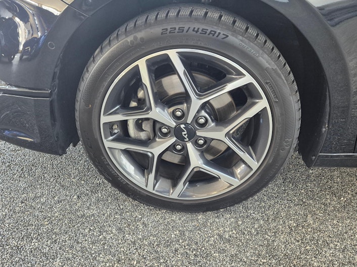 Vehicle image KIA CEED