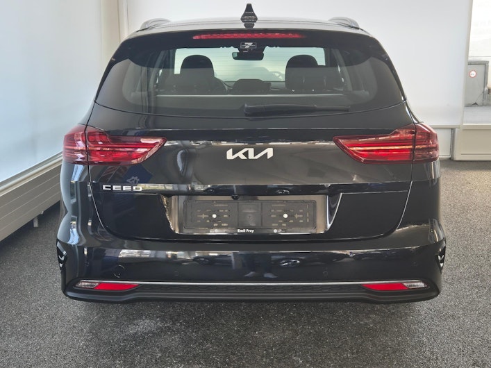 Vehicle image KIA CEED
