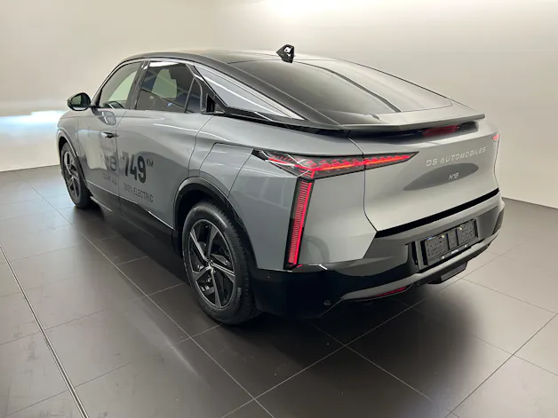 DS Automobiles No8 E-Tense Pallas