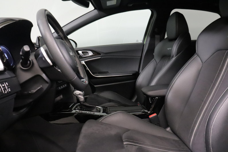 Vehicle image KIA CEED