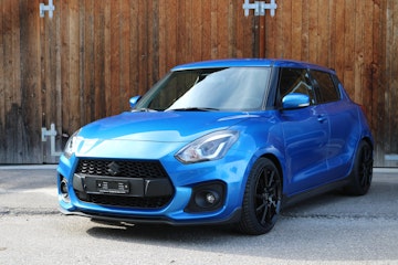 Vehicle image SUZUKI SWIFT 0