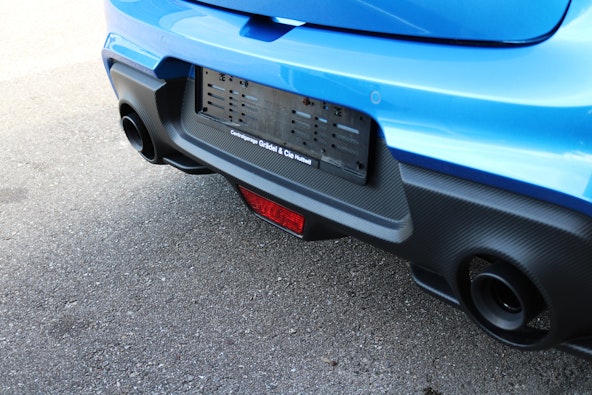 Vehicle image 14