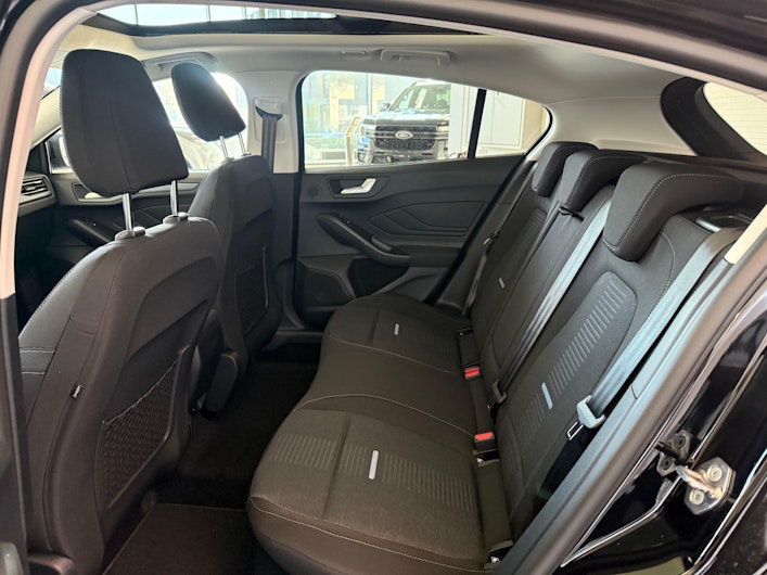 Vehicle image FORD FOCUS