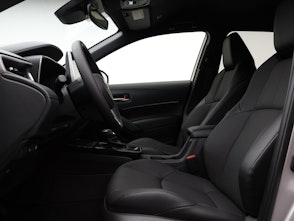 Vehicle image TOYOTA Corolla Cross 2.0 HSD Premium AWD-i