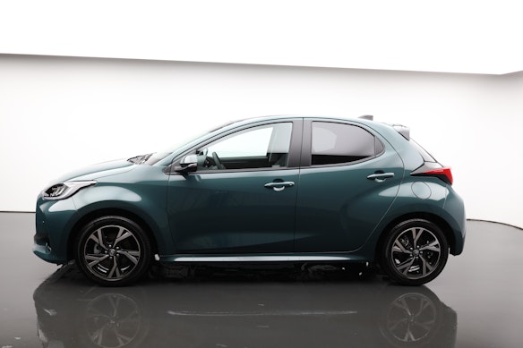 TOYOTA Yaris 1.5 VVT-i HSD Trend 1