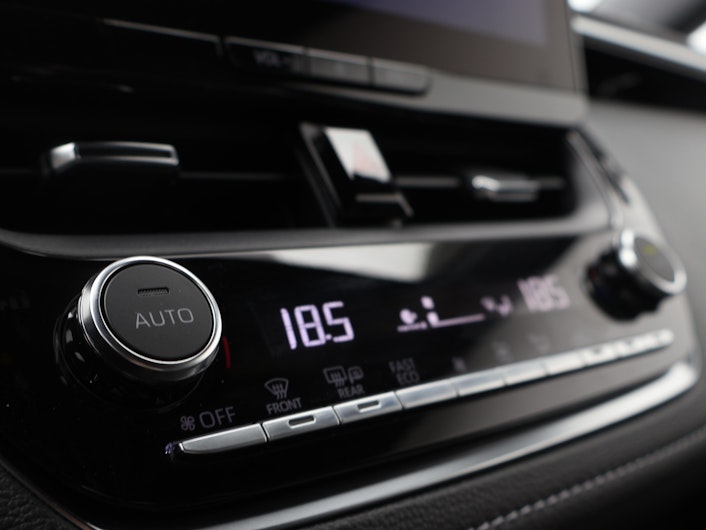 Vehicle image TOYOTA COROLLA