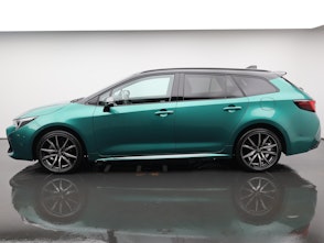 Vehicle image TOYOTA Corolla Touring Sports 2.0 HSD GR Sport