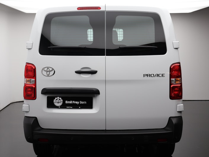 Vehicle image TOYOTA PROACE