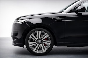 Vehicle image LAND ROVER Range Rover Sport 3.0 I6 P460e SE Dynamic