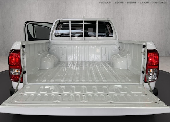 Vehicle image 12 Vehicle image 12