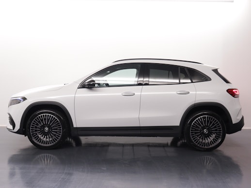 MERCEDES-BENZ EQA 350 Swiss Star AMG Line 4matic 2