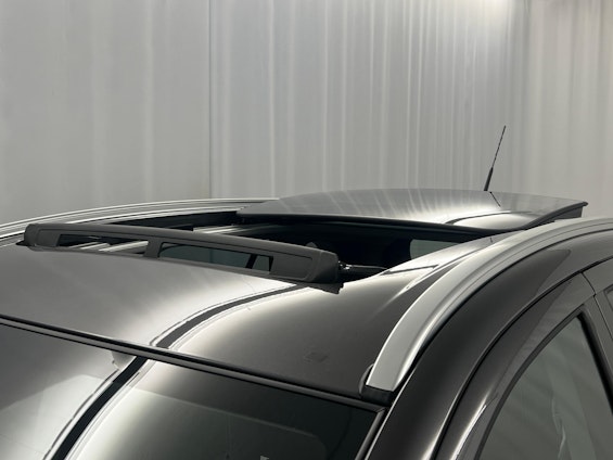 Vehicle image 8 Vehicle image 8