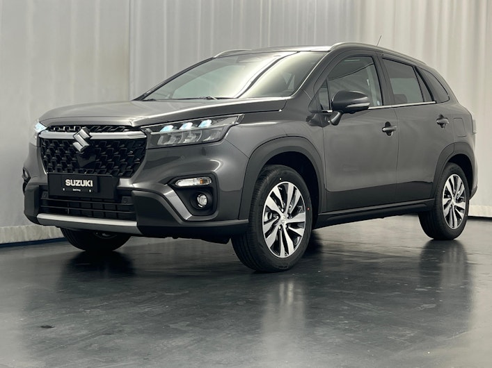 Vehicle image SUZUKI S-CROSS