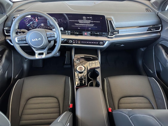 Vehicle image 10 Vehicle image 10