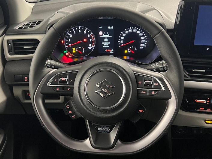 Vehicle image SUZUKI SWIFT